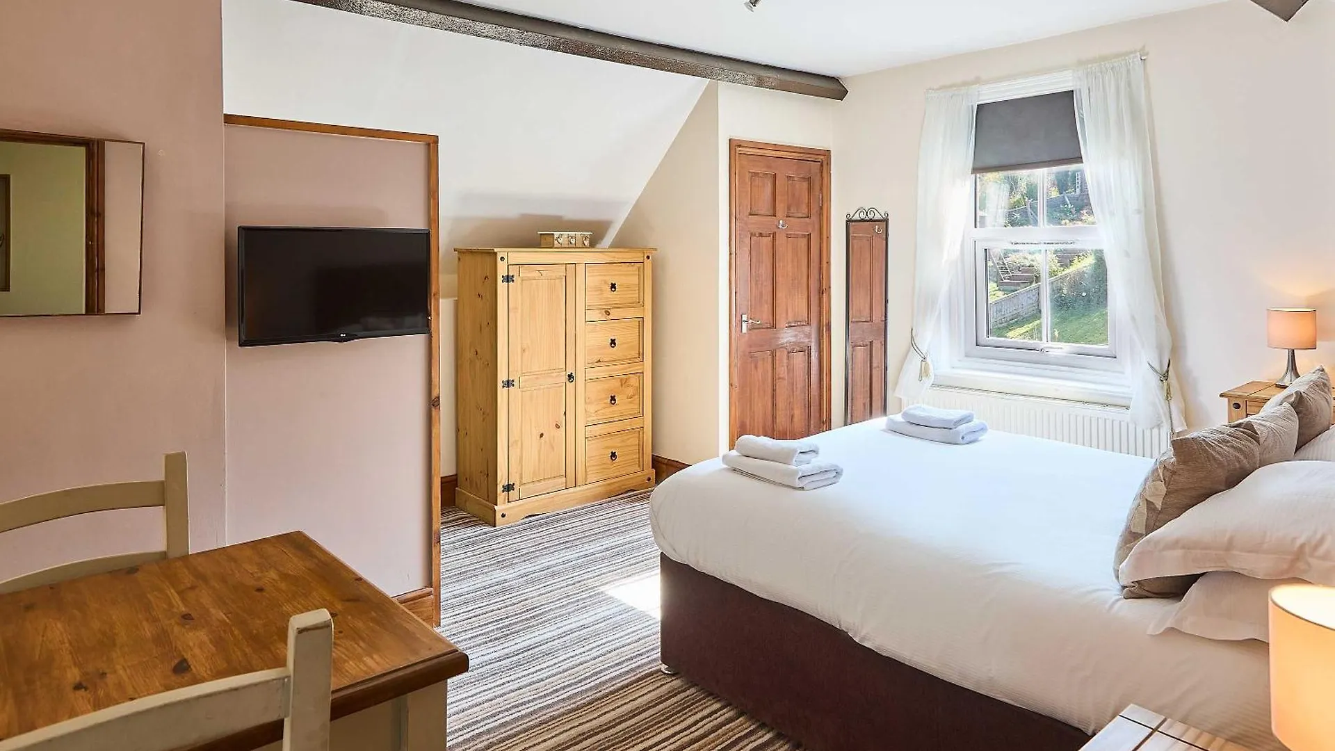 *** Guest house Rylstone Mere Whitby United Kingdom